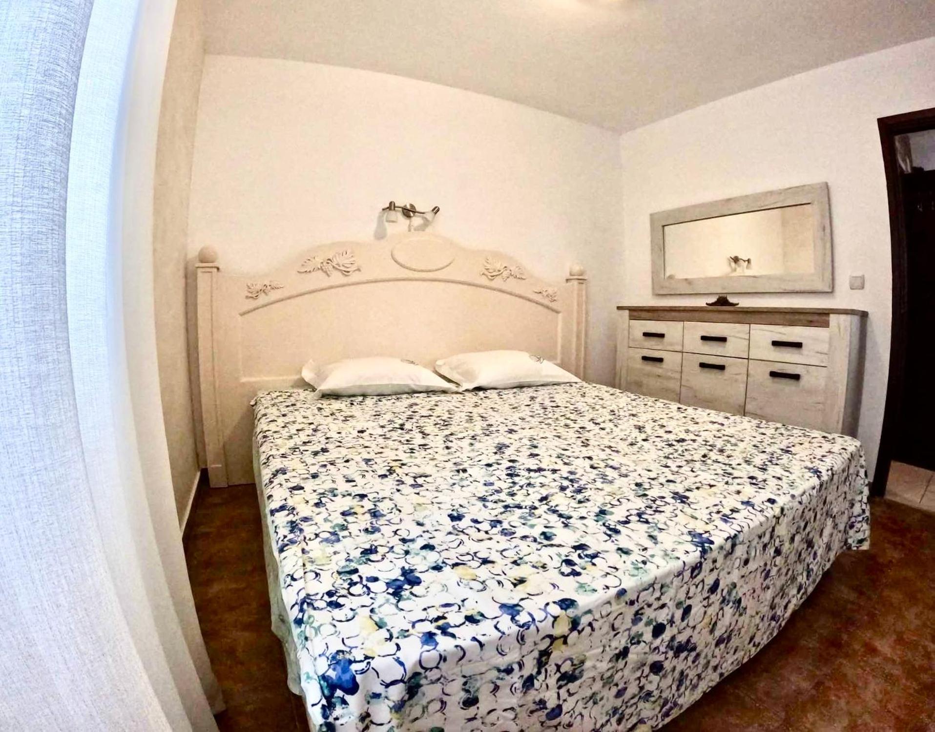 Apartments Obradovic คราซิชิ ภายนอก รูปภาพ